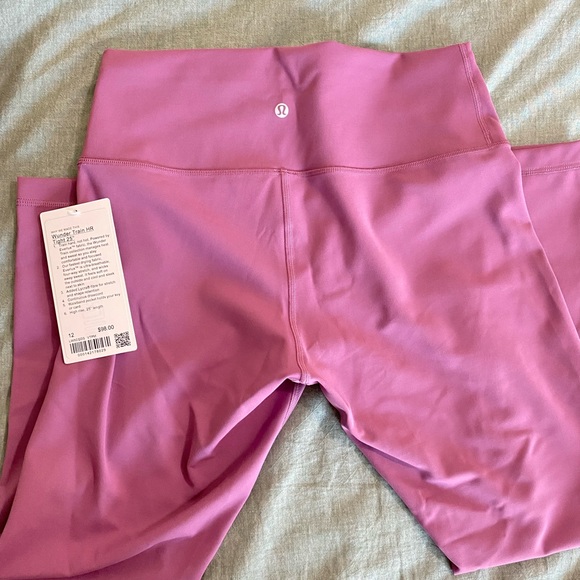 Lululemon Wunder Train Leggings - Picture 2 of 3